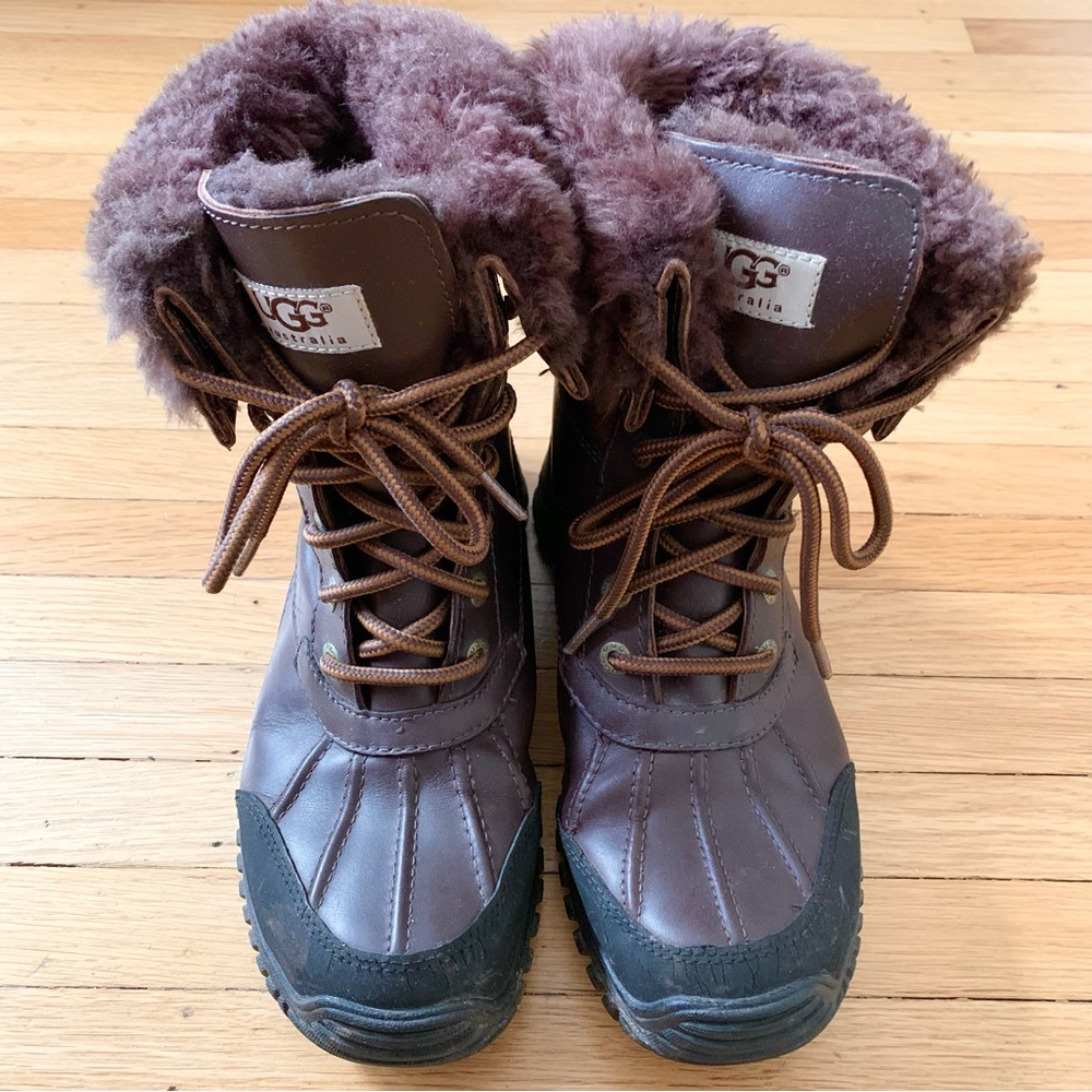 UGG Adirondack Winter Leather Snow Boots 7